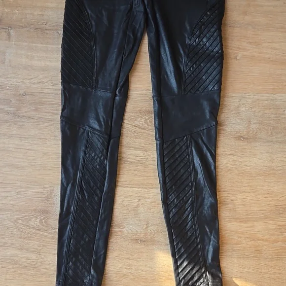 Spanx Faux Leather Moto Leggings Sz L - Picture 5 of 12